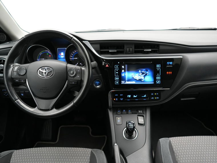 Toyota Auris Touring Sports