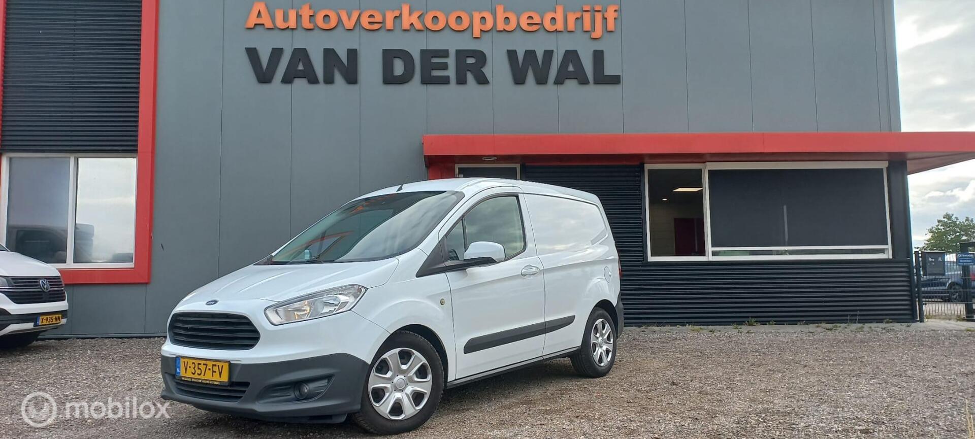 Foto van Ford Transit Courier