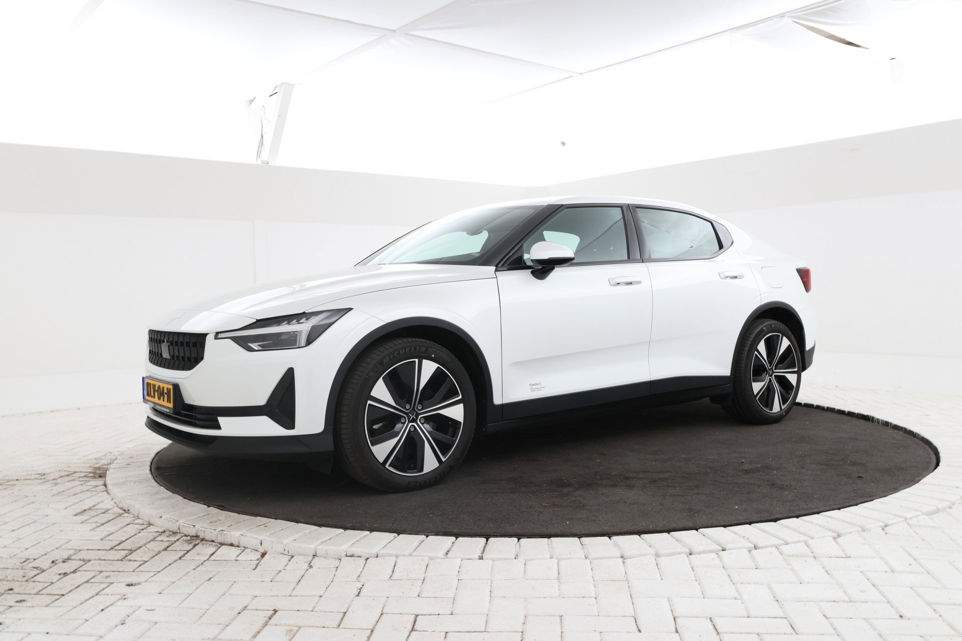 Foto van Polestar 2