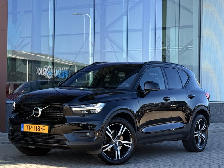 Volvo XC40 foto 1