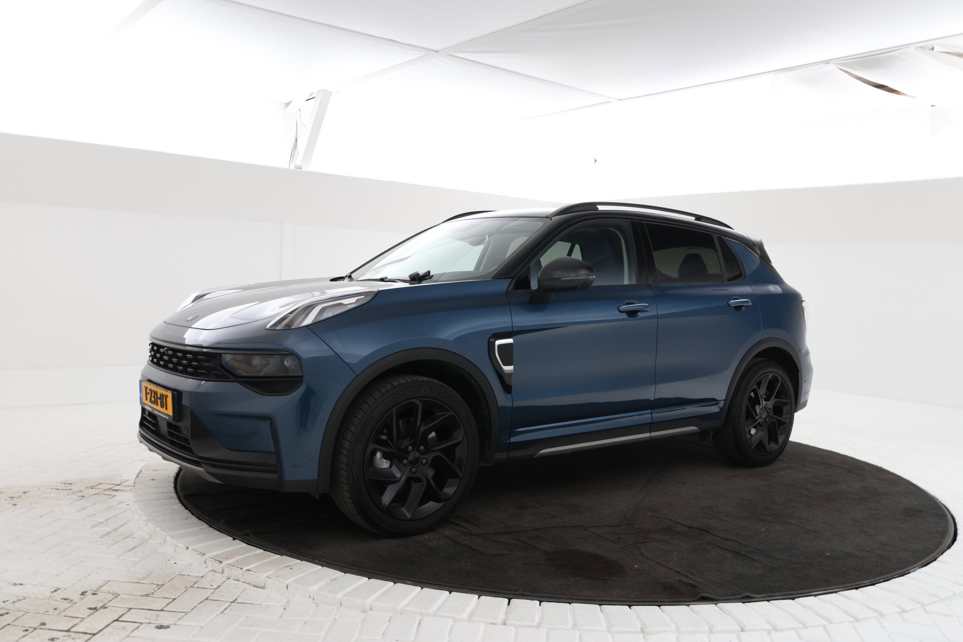 Foto van Lynk & Co 01