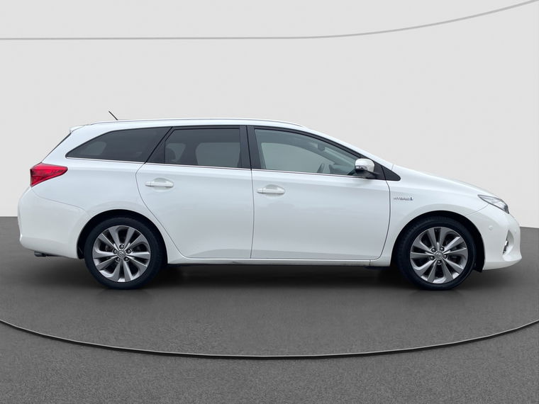 Toyota Auris Touring Sports