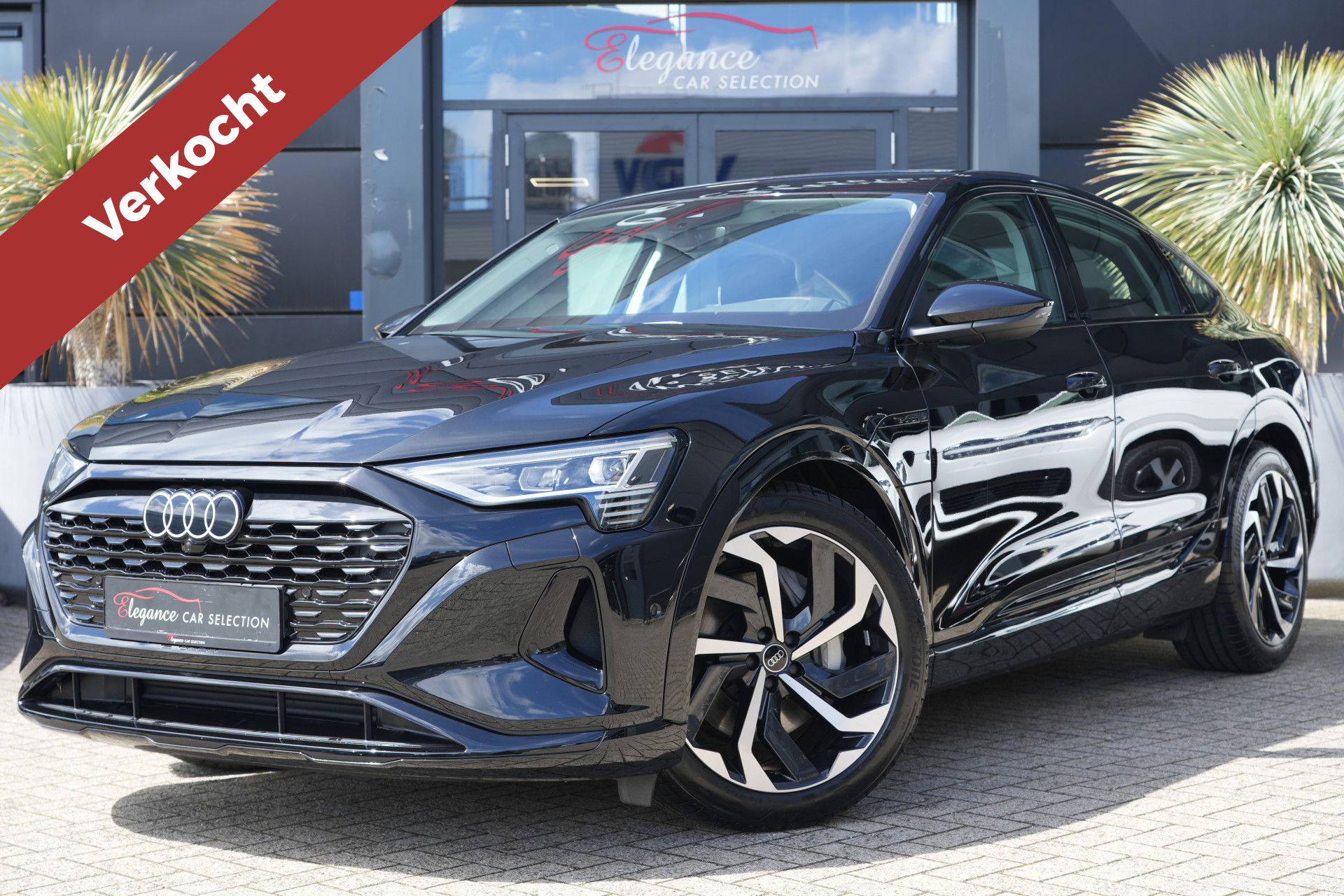 Foto van Audi Q8 Sportback e-tron