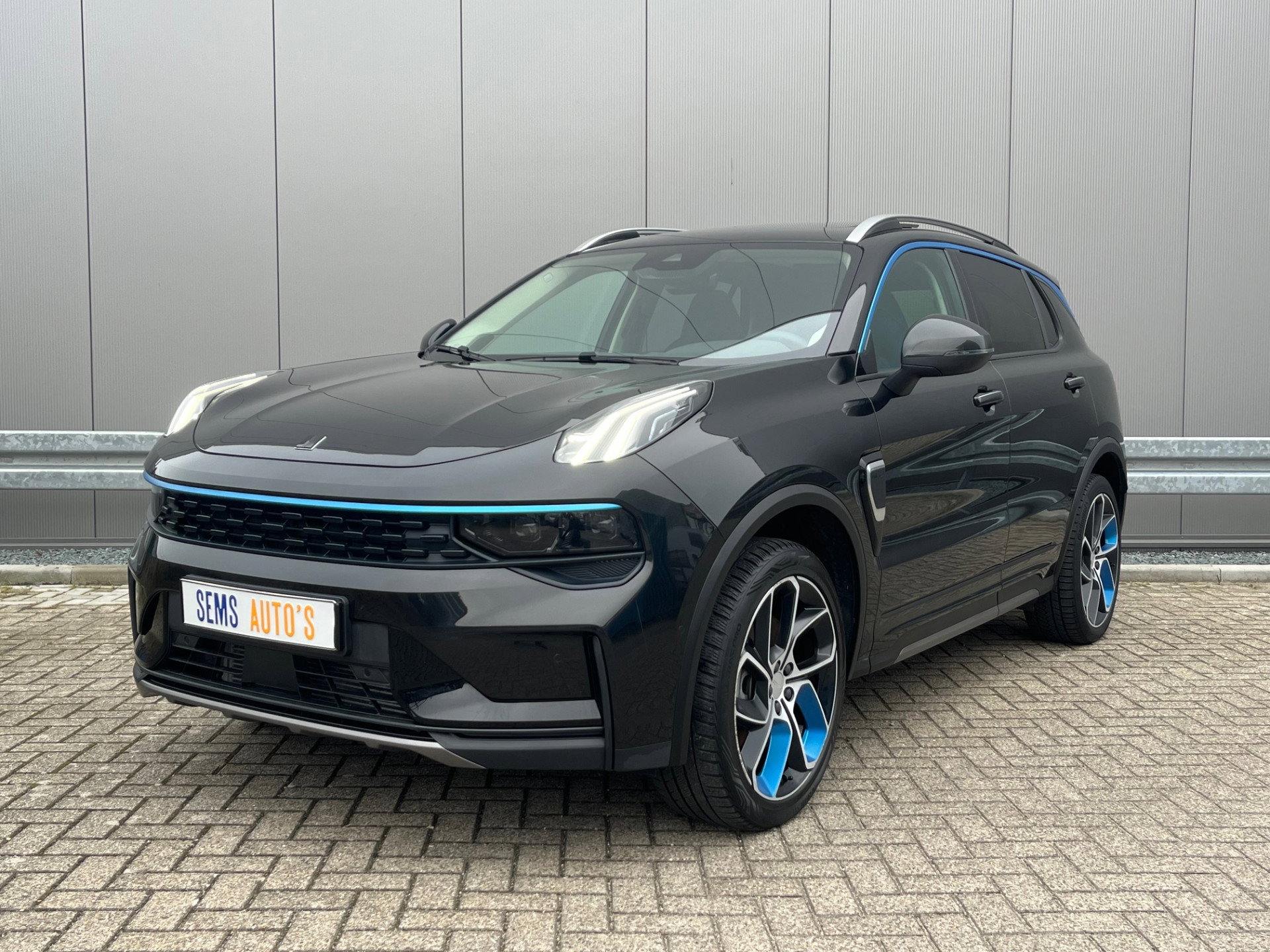 Foto van Lynk & Co 01