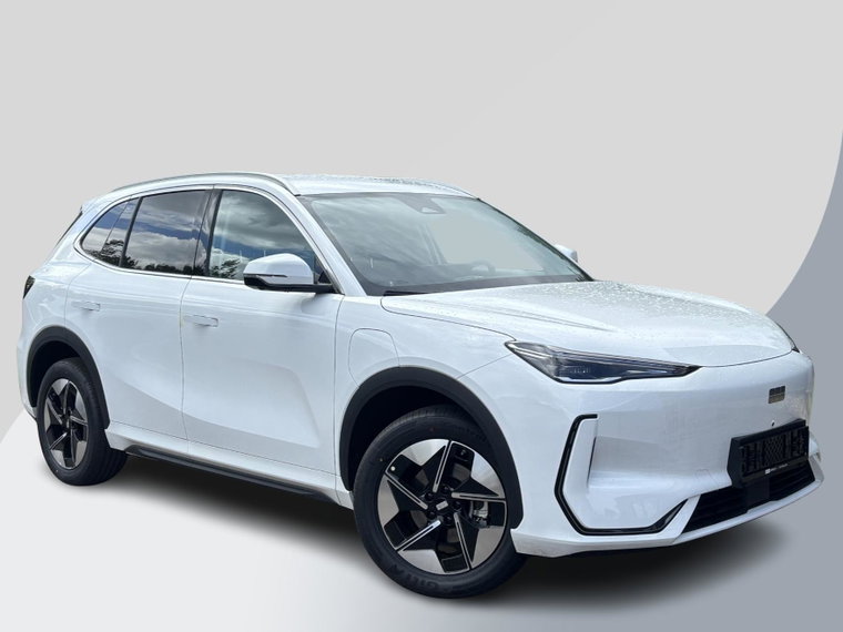 Foto van Geely E5