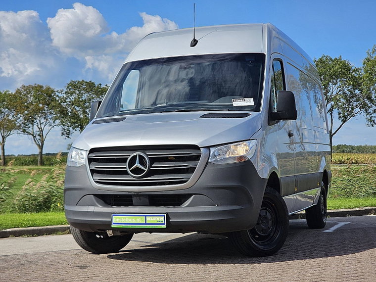 Foto van Mercedes-Benz Sprinter