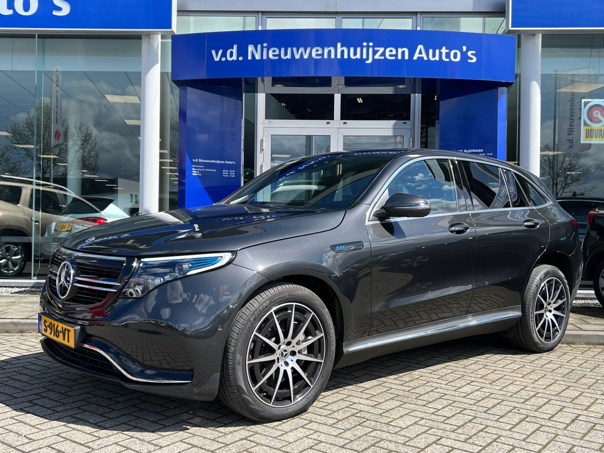 Foto van Mercedes-Benz EQC