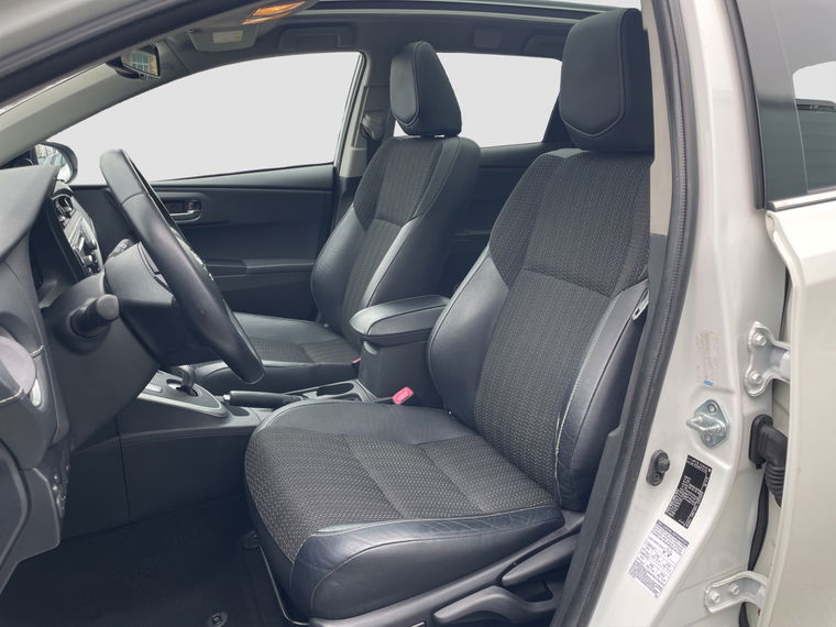 Toyota Auris Touring Sports