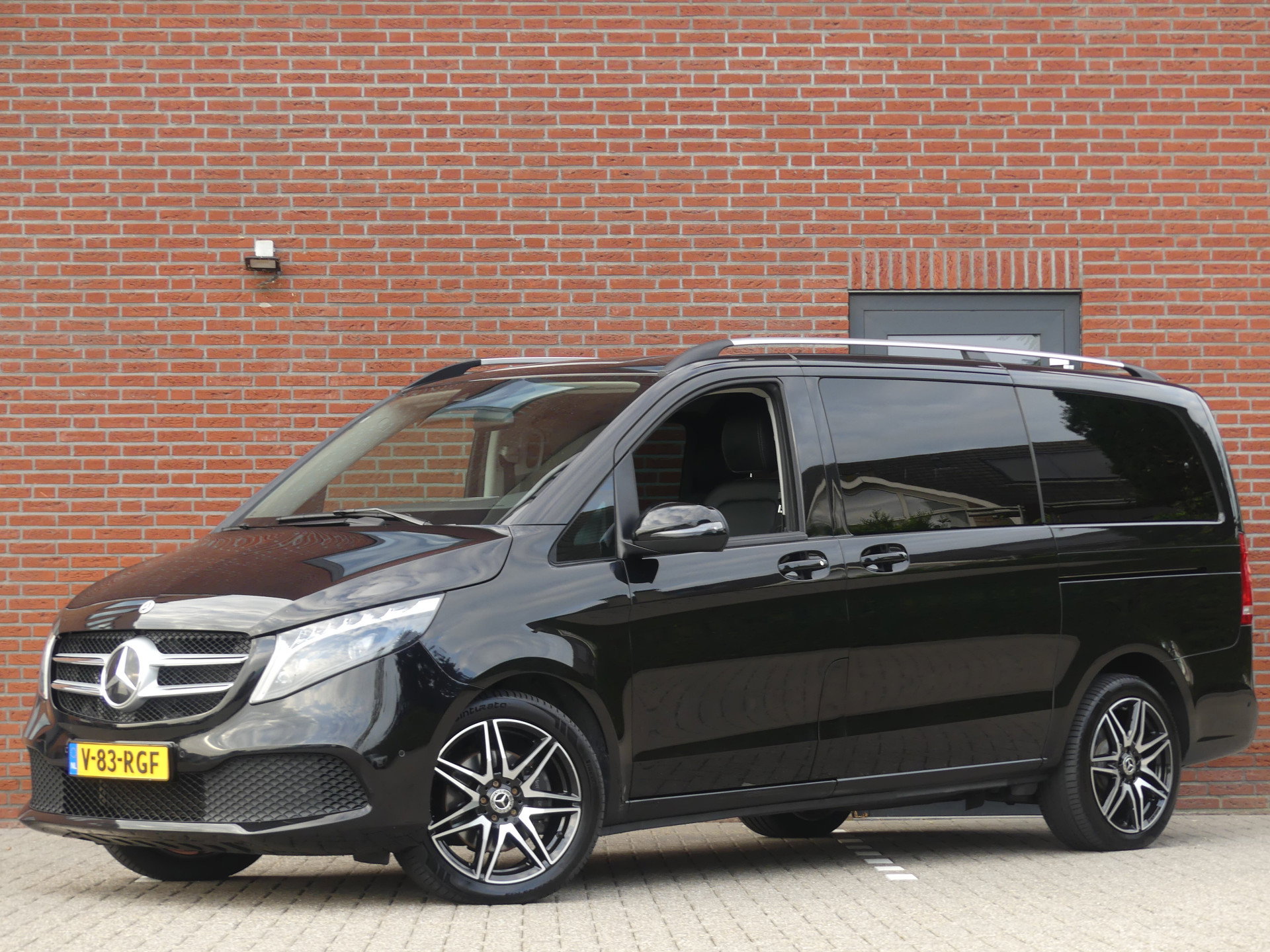 Foto van Mercedes-Benz V-Klasse