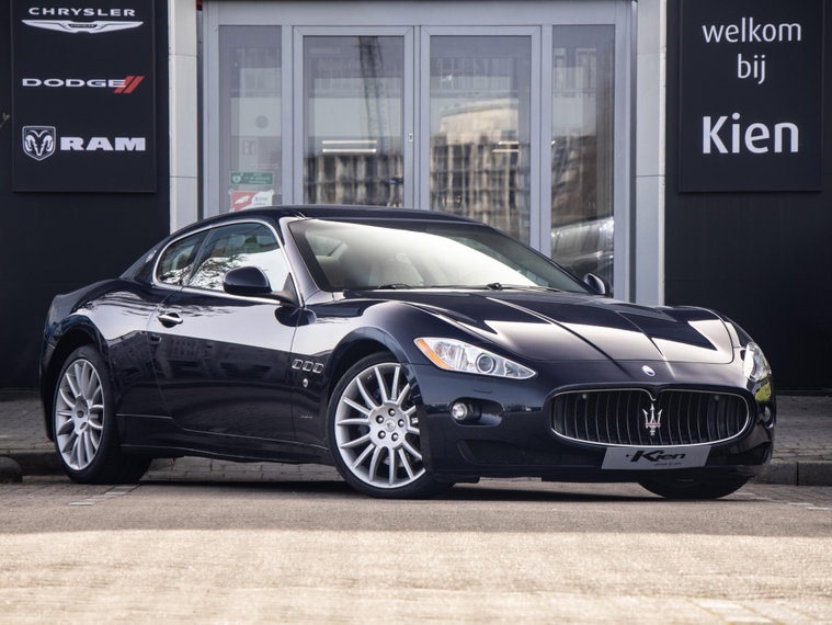 Maserati GranTurismo foto 1