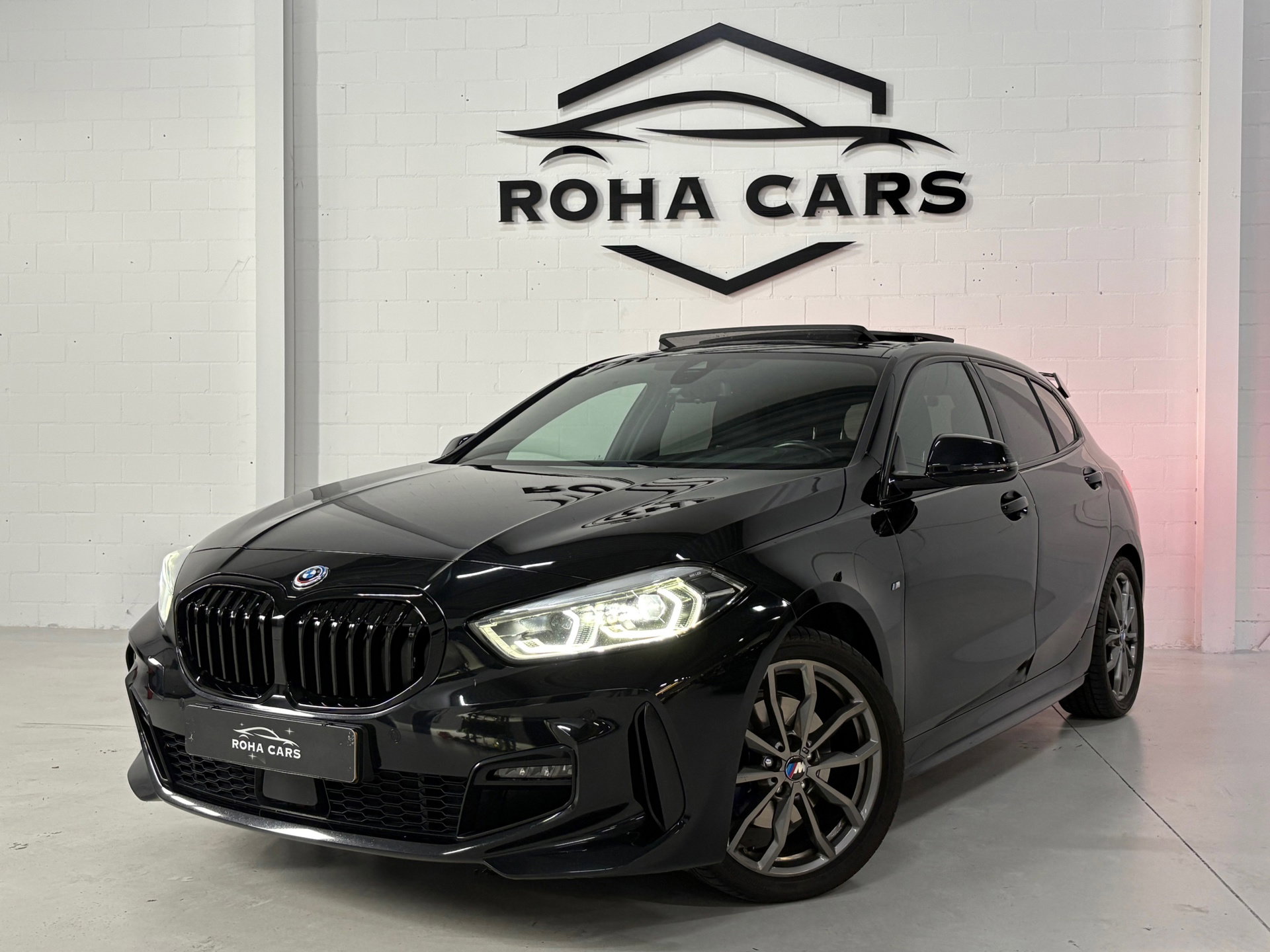 BMW 1 Serie 118i High *M-Sport*Executive*Pano*HUD*Sfeer*AppleCarplay*