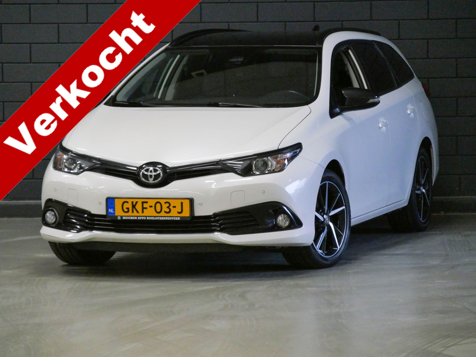 Toyota Auris Touring Sports