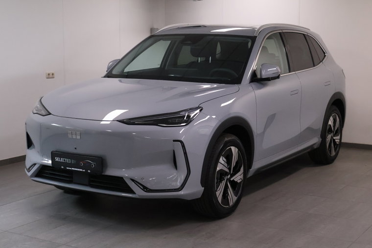 Geely E5 foto 1