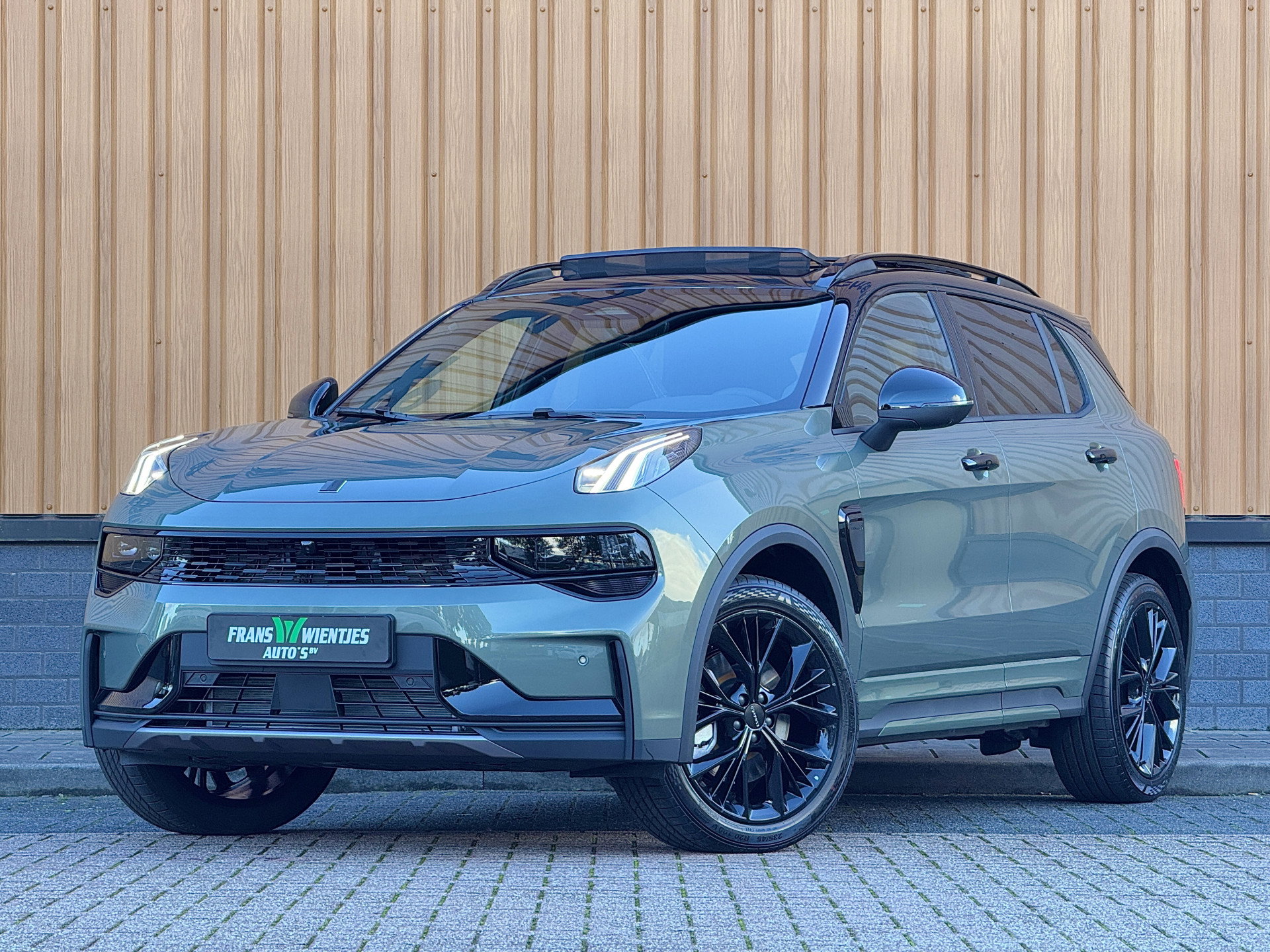 Foto van Lynk & Co 01