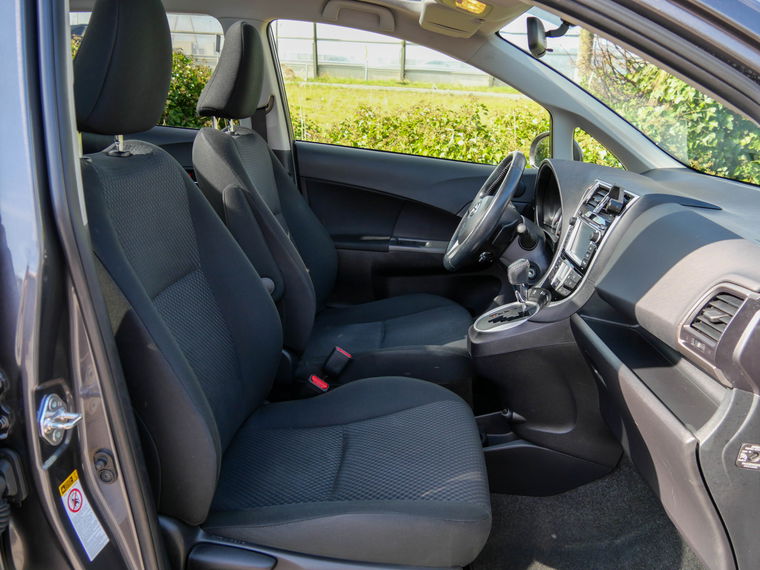 Toyota Verso-S