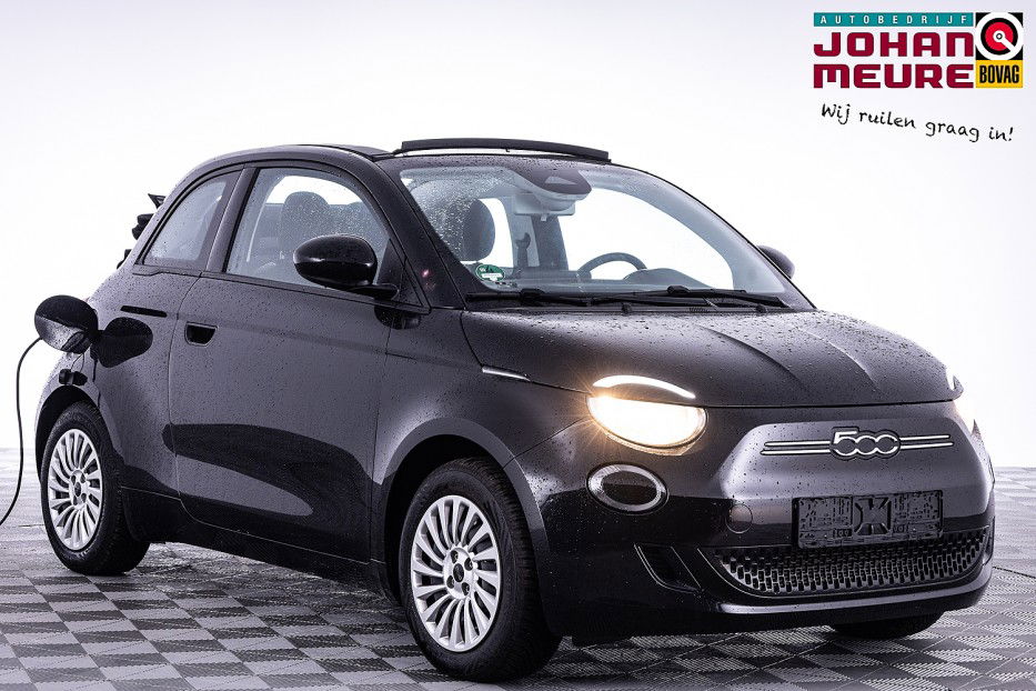 Foto van Fiat 500E CABRIO