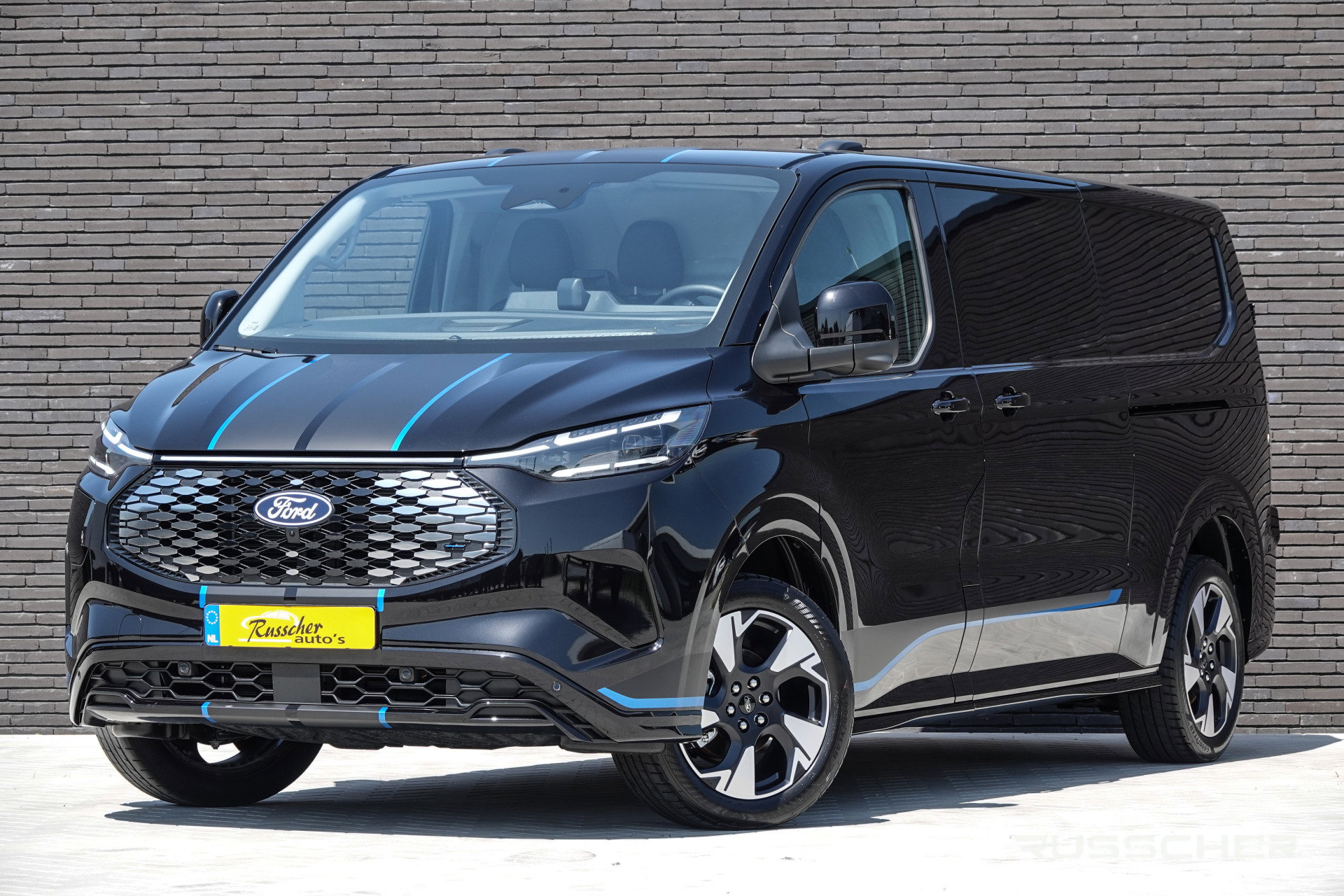 Foto van Ford E-Transit Custom