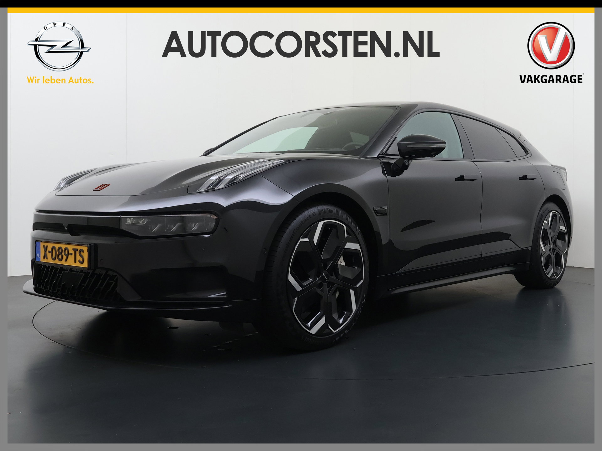 Foto van Zeekr 001