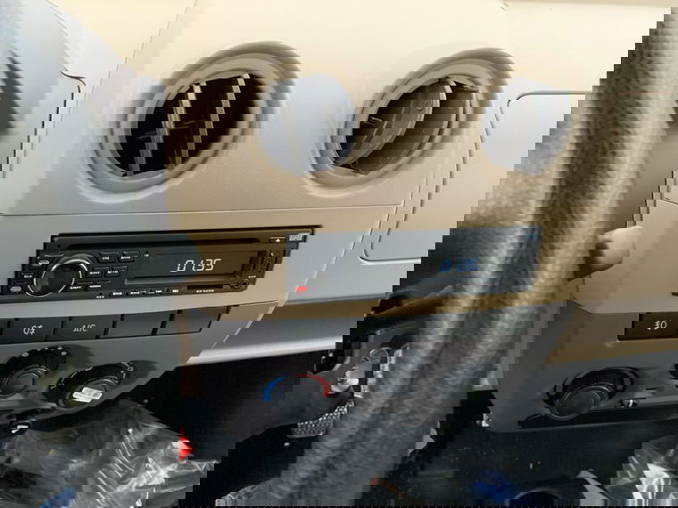 DFSK V21