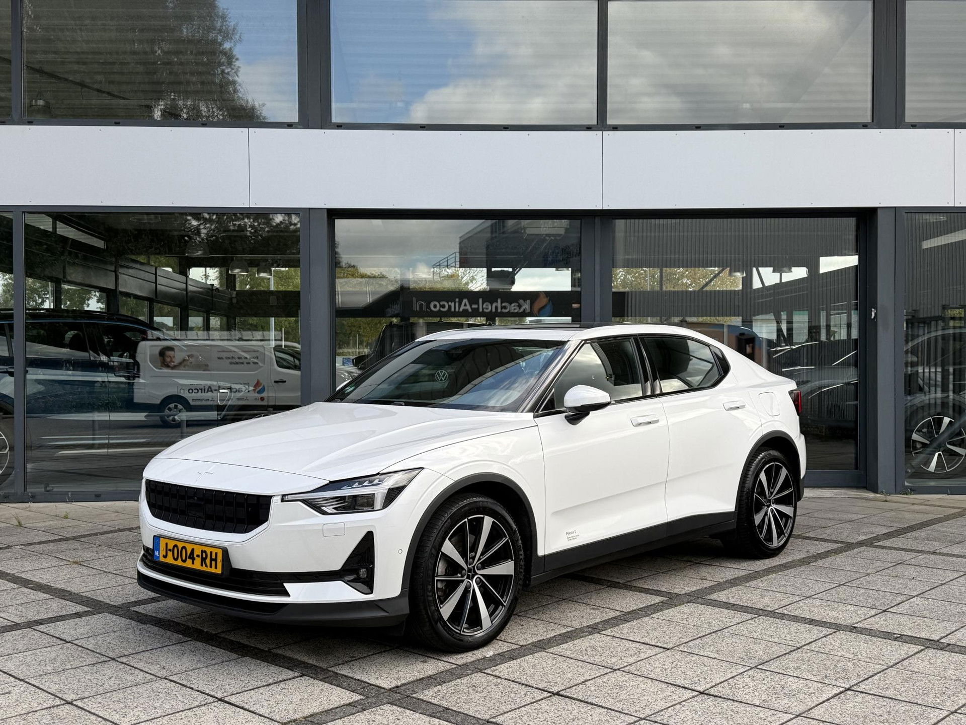 Foto van Polestar 2