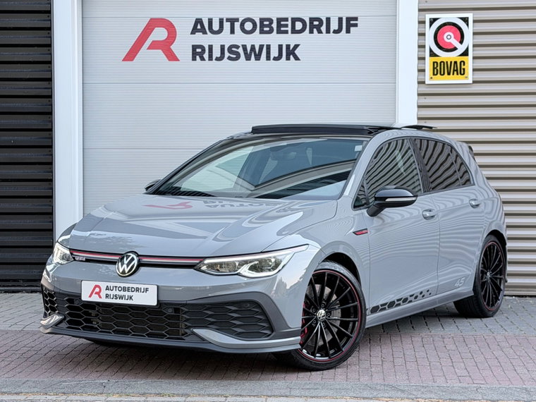 Volkswagen Golf foto 1