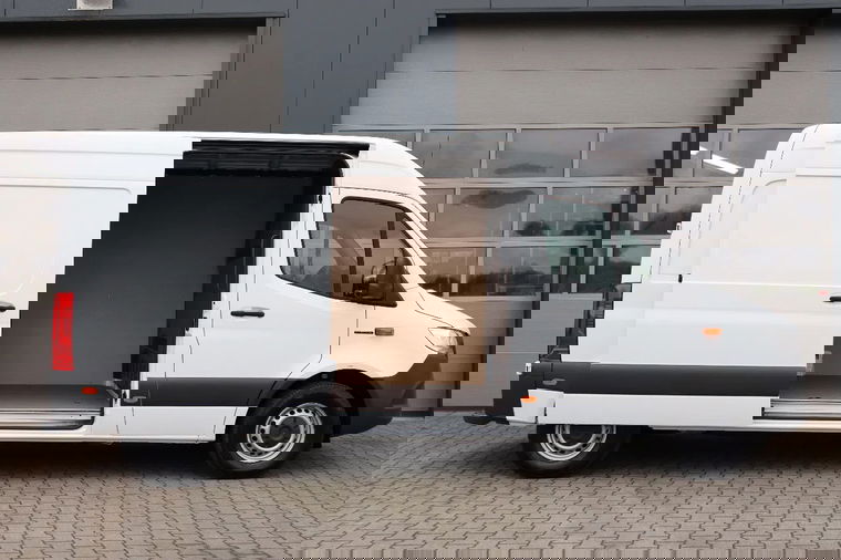 Mercedes-Benz E-Sprinter