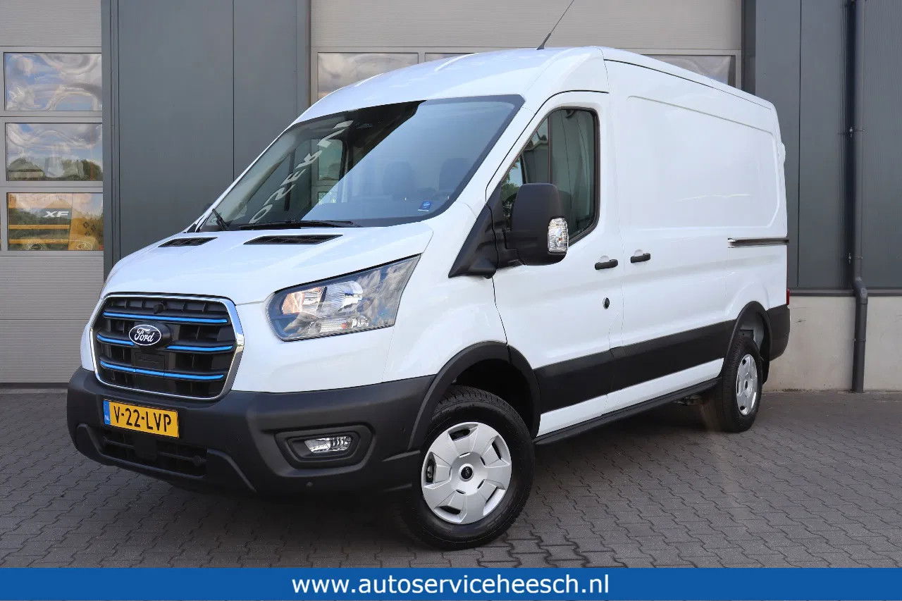 Foto van Ford E-Transit