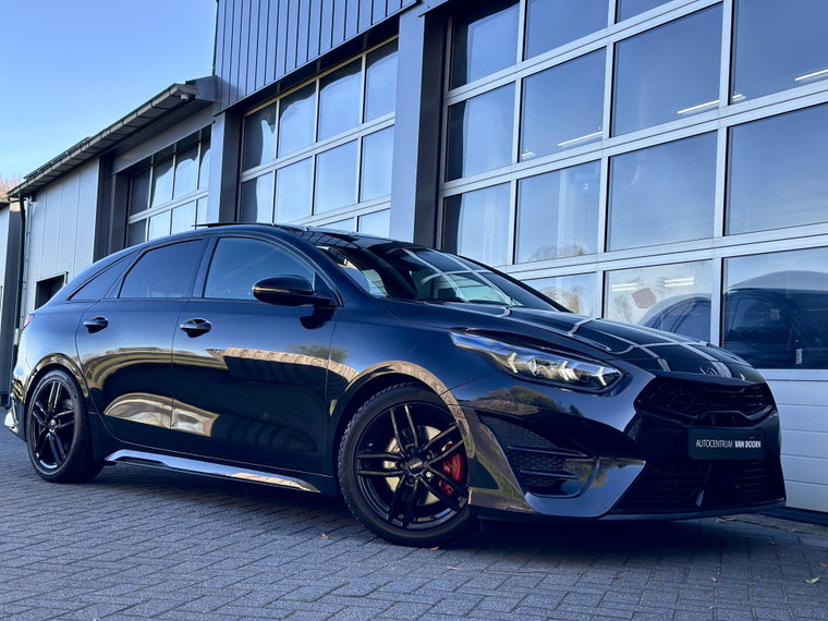 Kia ProCeed foto 1