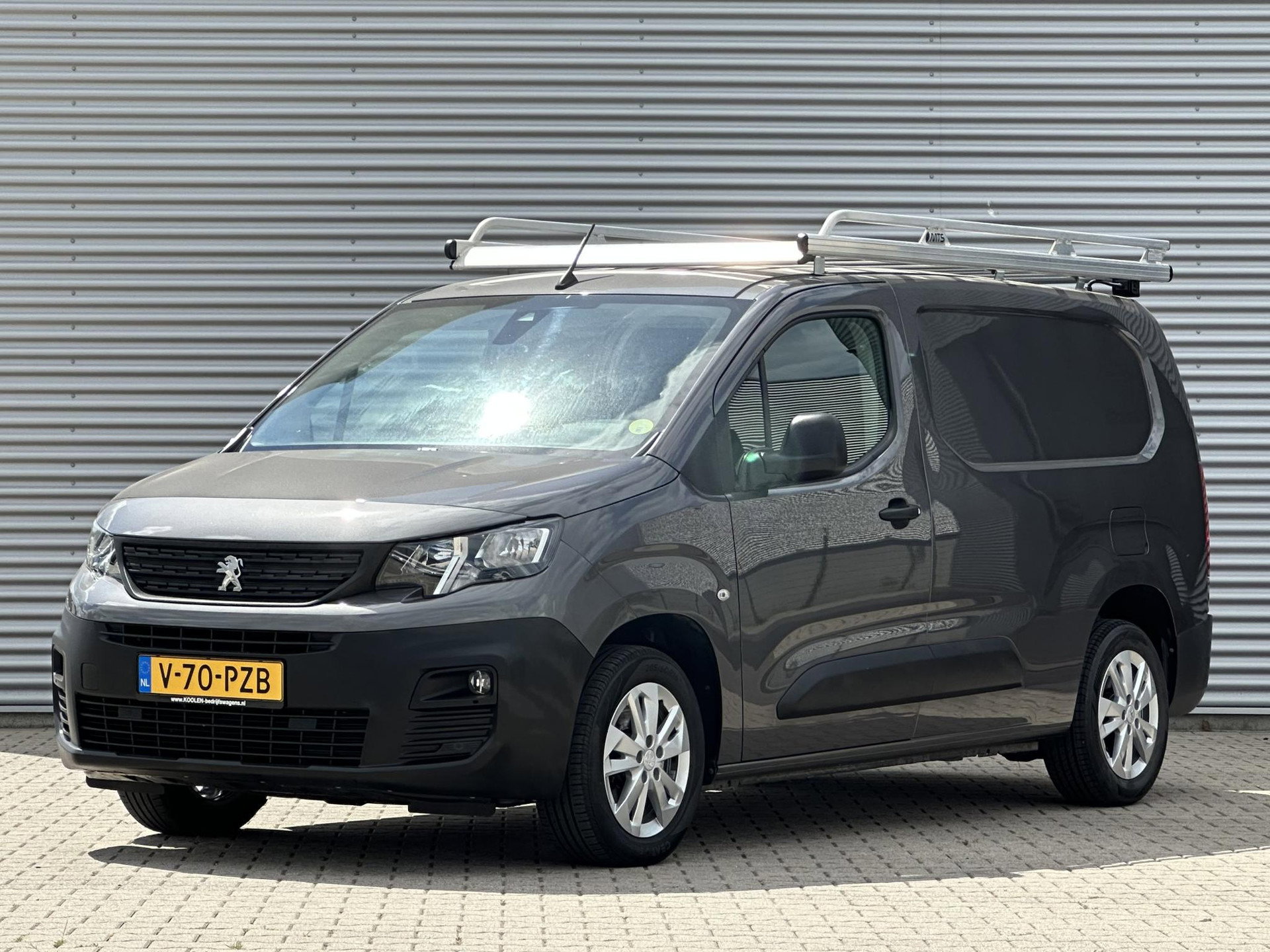 Foto van Peugeot Partner