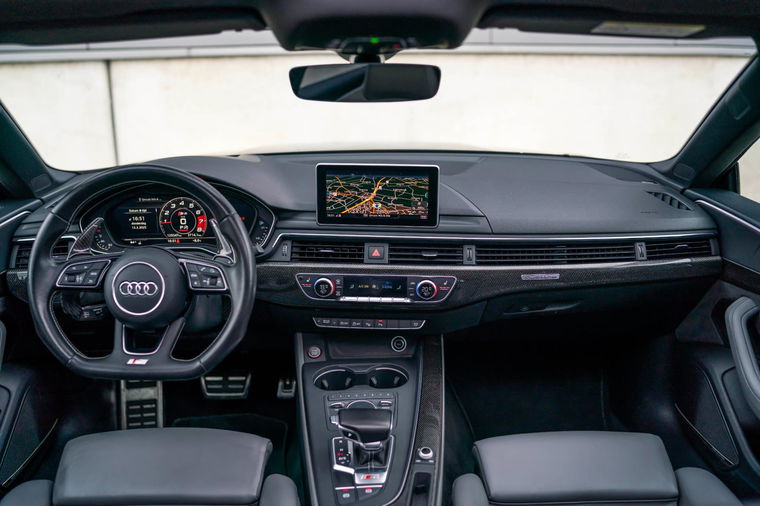 Audi S5