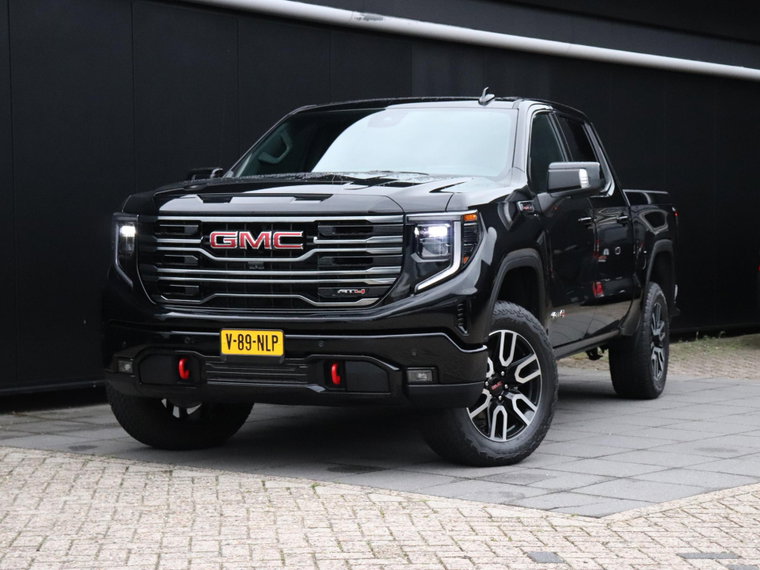GMC Sierra