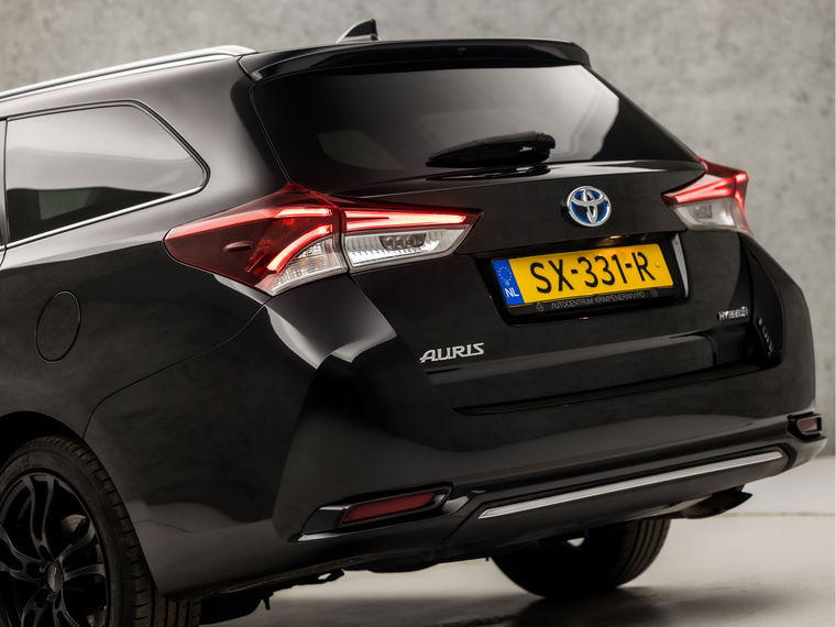 Toyota Auris Touring Sports