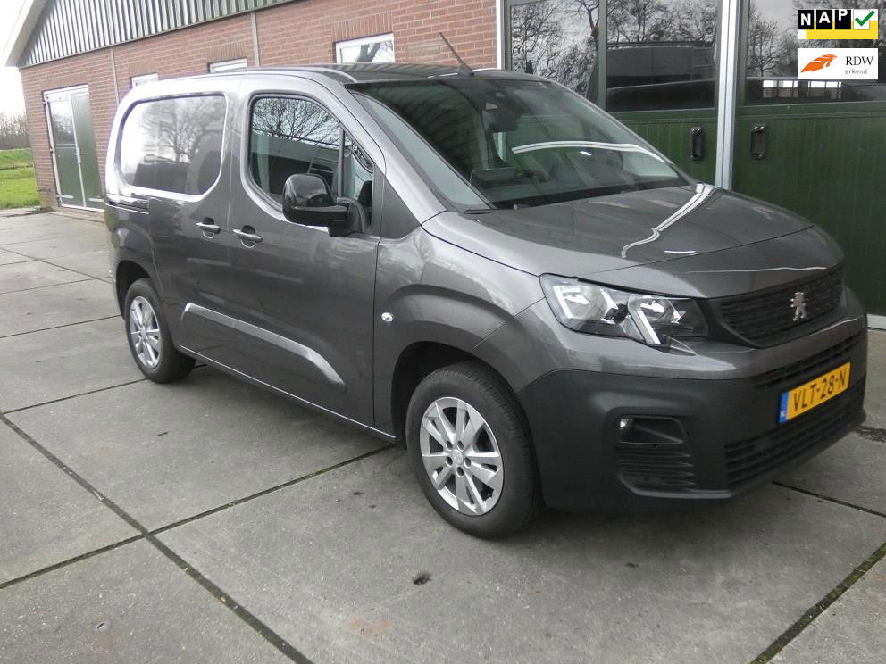 Foto van Peugeot Partner