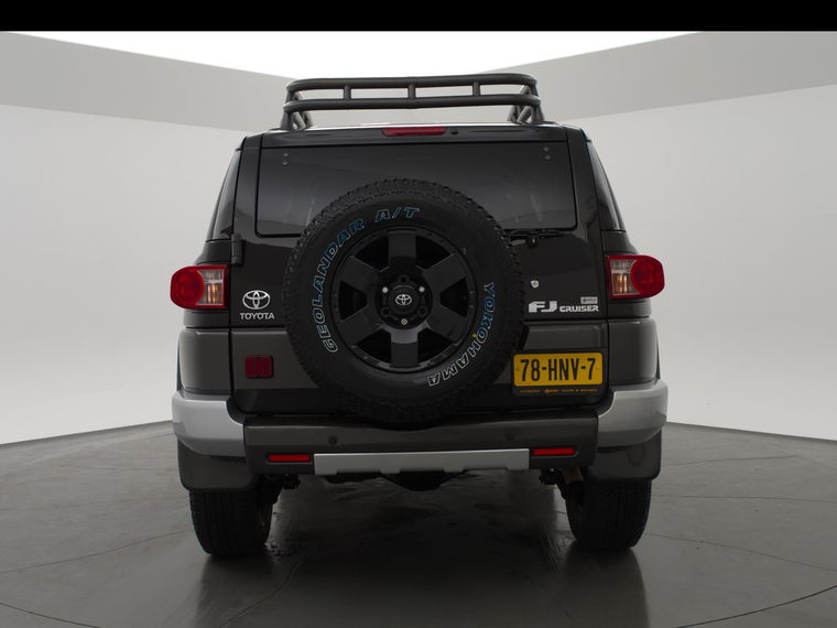 Toyota FJ Cruiser