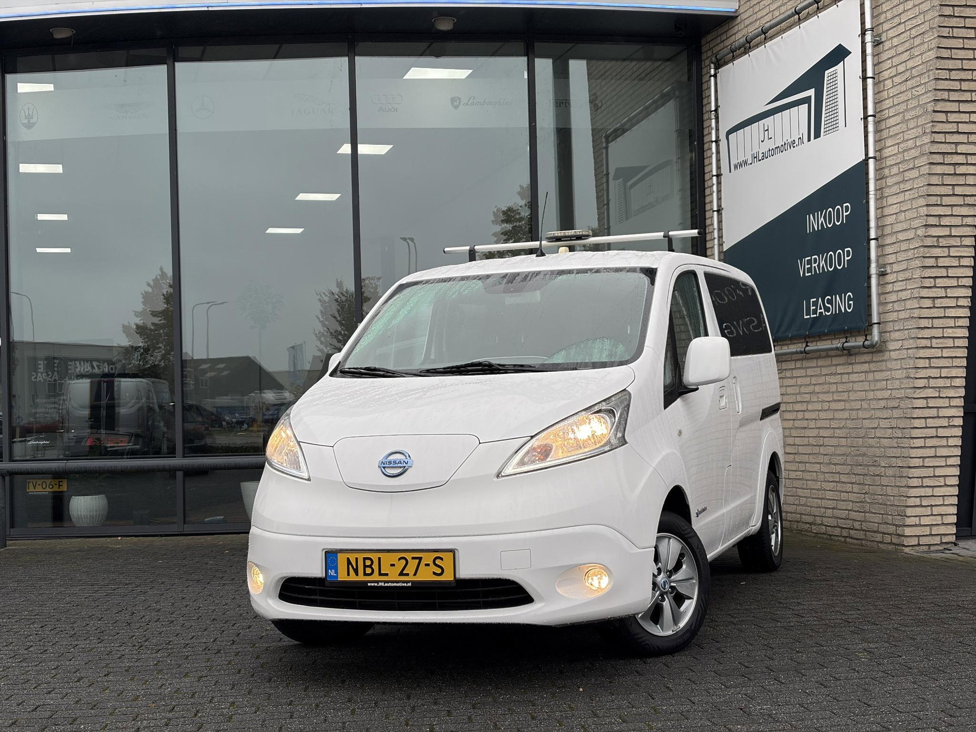 Foto van Nissan e-NV200