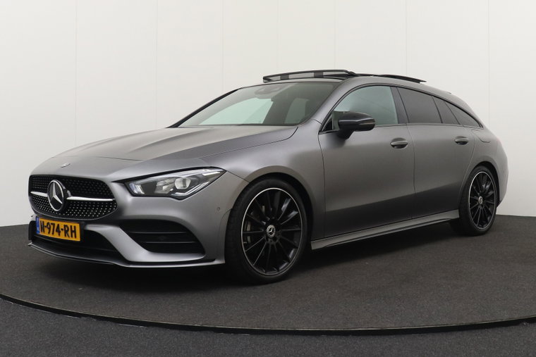 Mercedes-Benz CLA foto 1