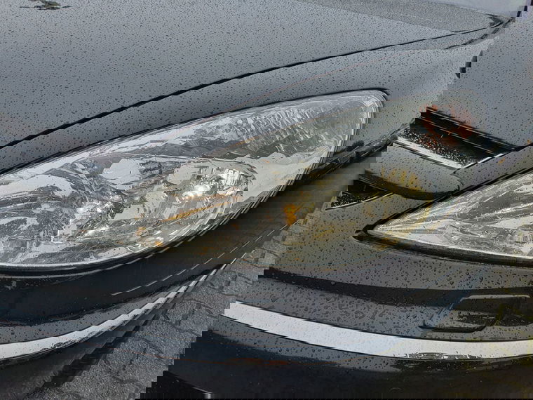 Peugeot 607