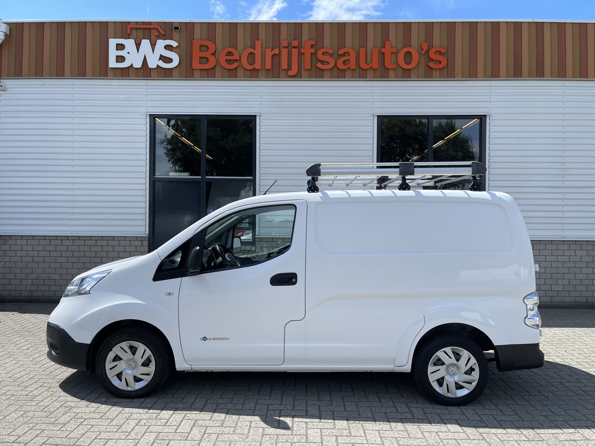 Foto van Nissan E-NV200