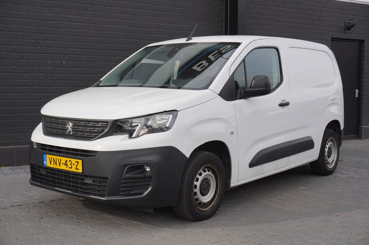 Foto van Peugeot Partner