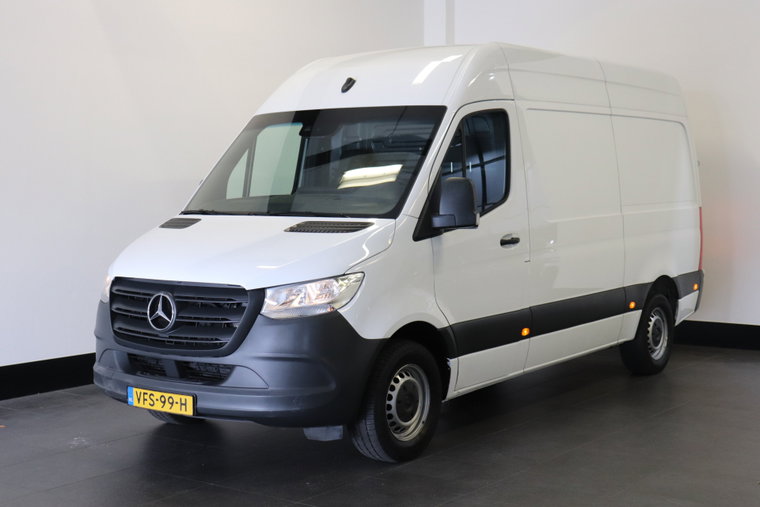 Mercedes-Benz Sprinter foto 1