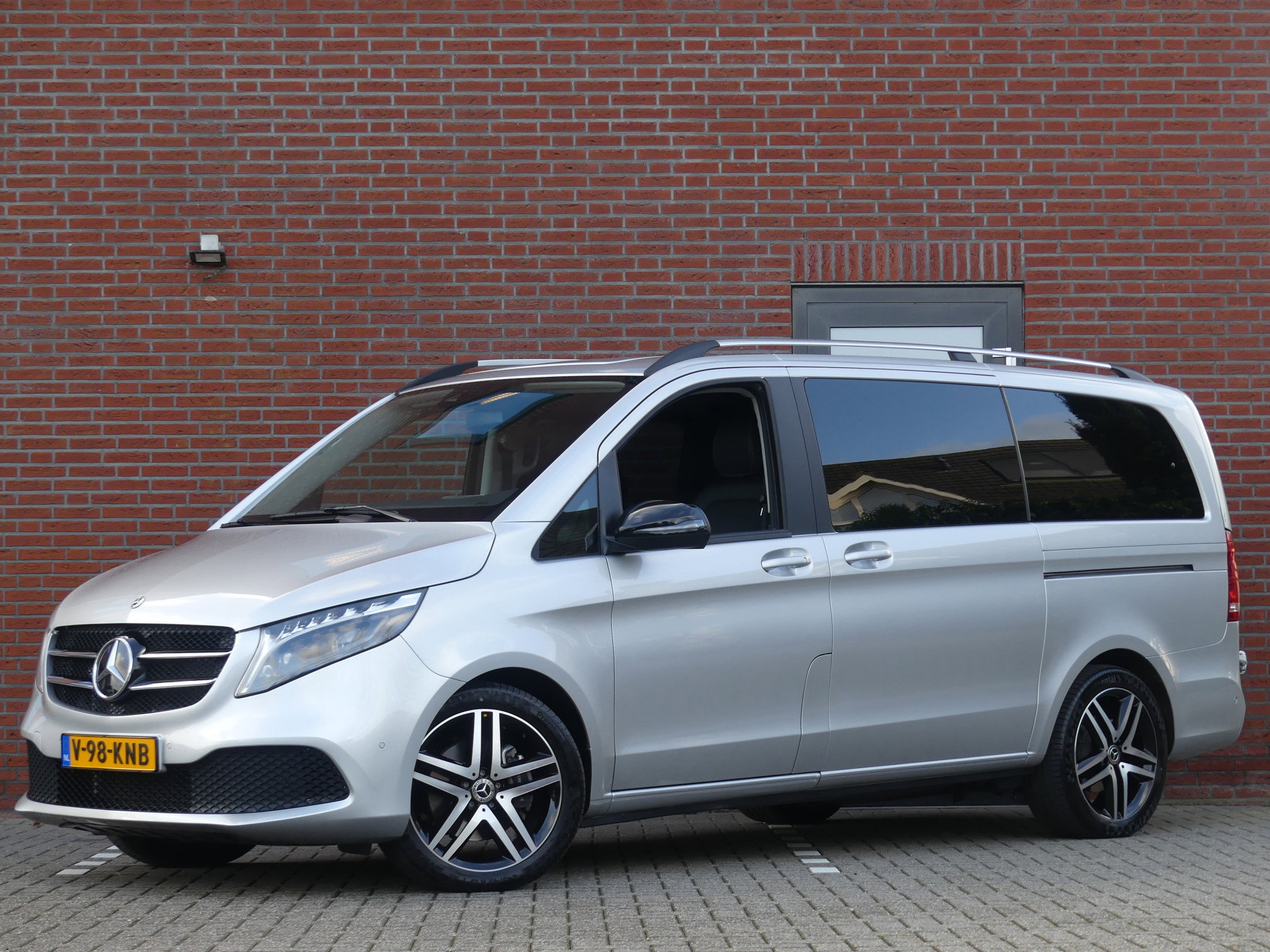 Foto van Mercedes-Benz V-Klasse