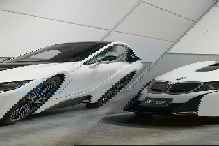 Foto van BMW i8