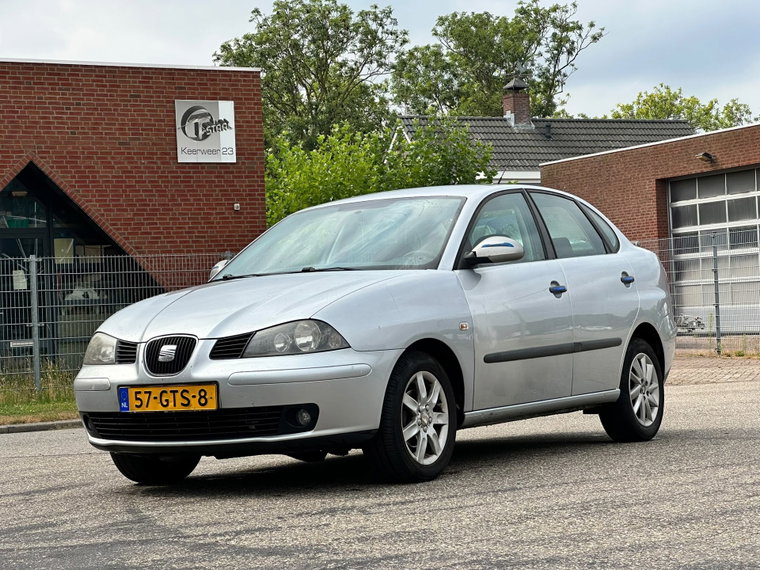 SEAT Cordoba foto 1
