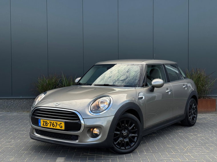 Foto van MINI 5-Deurs