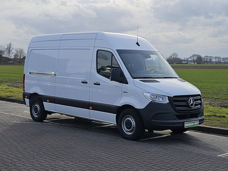 Mercedes-Benz eSprinter