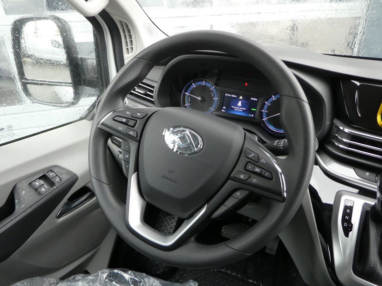 Maxus eDeliver 9