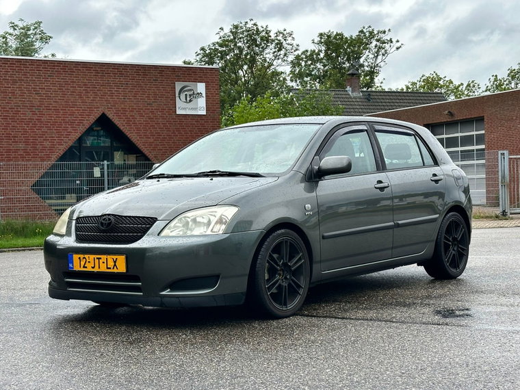 Toyota Corolla foto 1