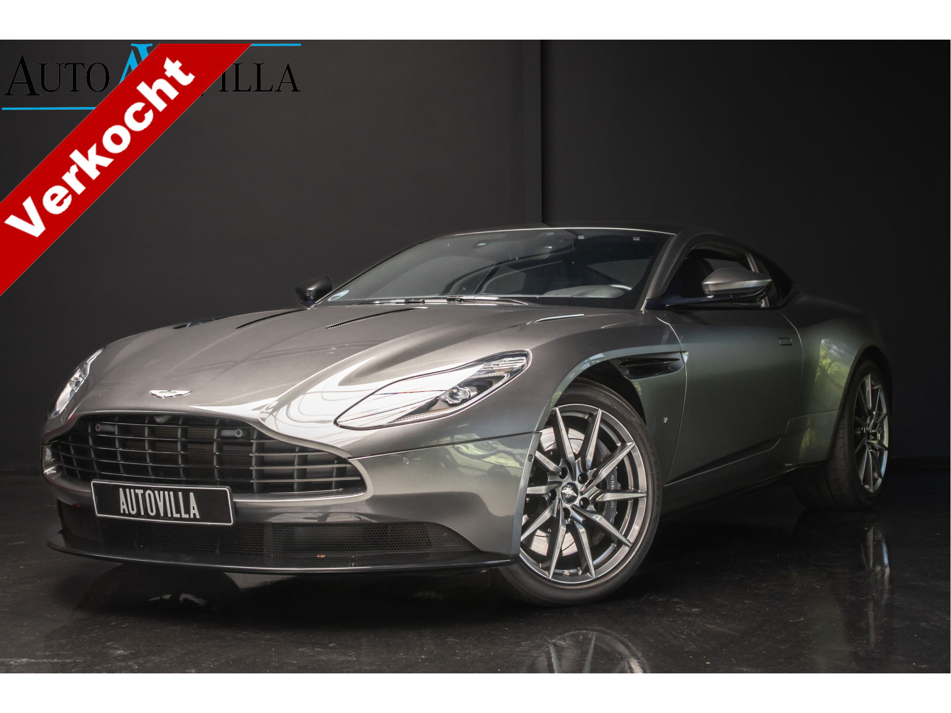 Foto van Aston Martin DB11