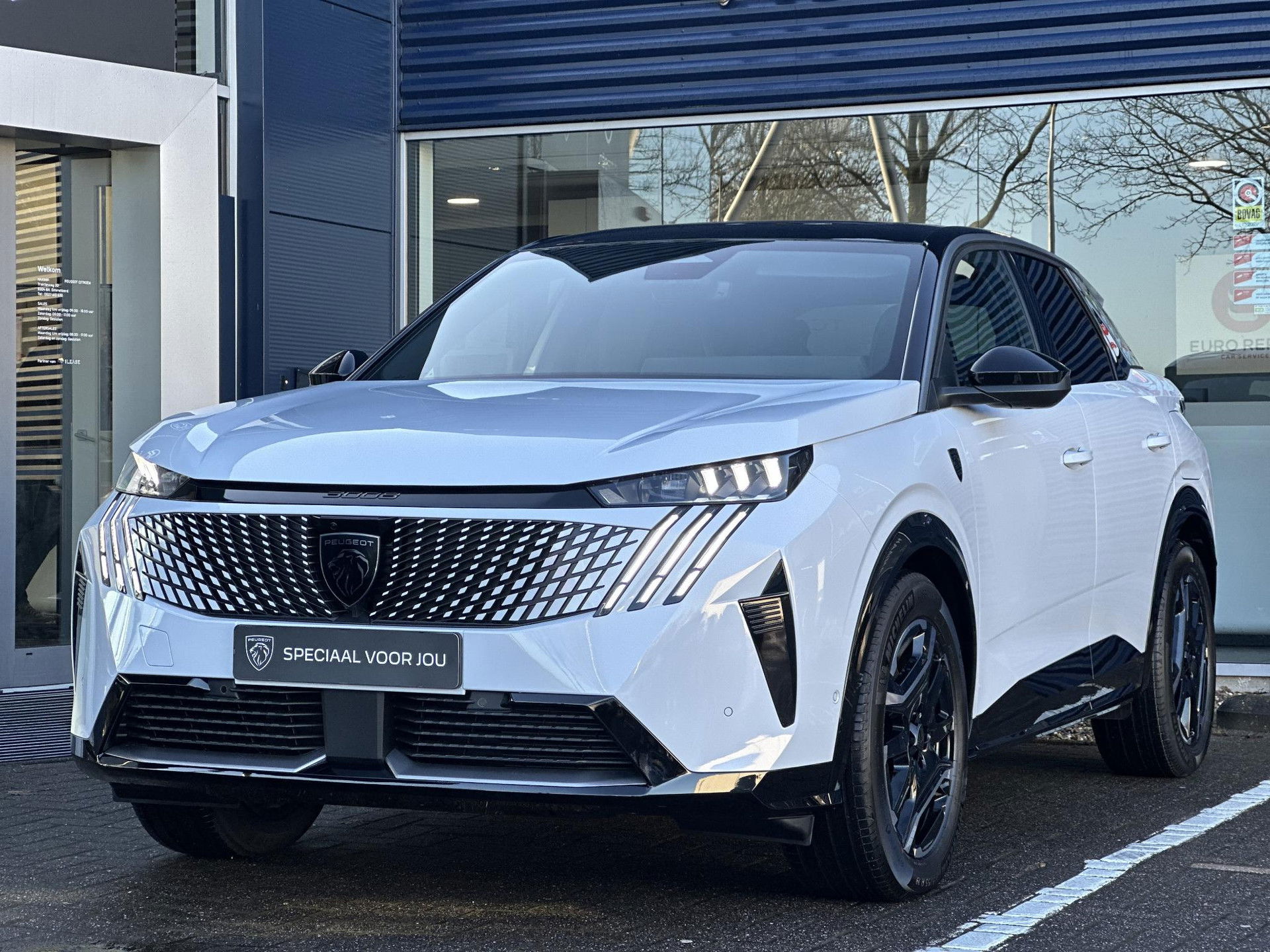 Foto van Peugeot e-3008