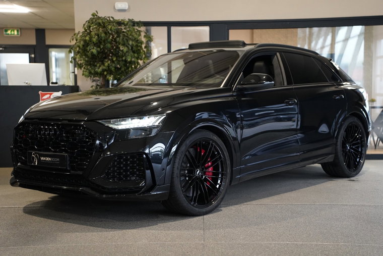 Foto van Audi RSQ8